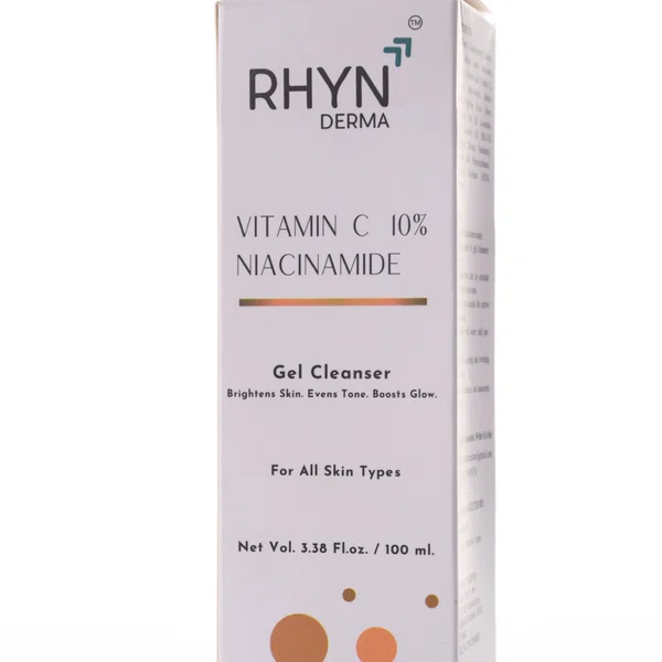 RHYN Derma Vitamin C Face Cleanser with 10% Vitamin C and Niacinamide - 100 ml