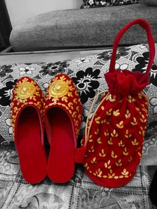 Hand Made Pure Velvet Chatti And Thaili For Women - Available at AfnoBazar Nepal