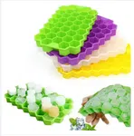 Silicone Ice Cube Tray with Lid - Honeycomb Design Ice Mould image 3