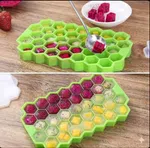 Silicone Ice Cube Tray with Lid - Honeycomb Design Ice Mould image 5
