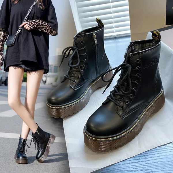 Women's Platform Ankle Boots with 9 cm Heel - Black