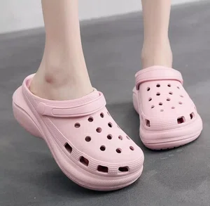 Women's Platform Beach Clog Sandals - Pink