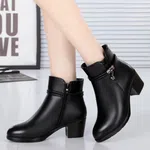 Women's Chunky Heel Fur-Lined Winter Ankle Boots image 1
