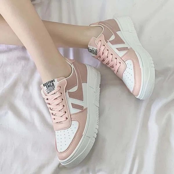 Women's White Platform Casual Sneakers - Pink