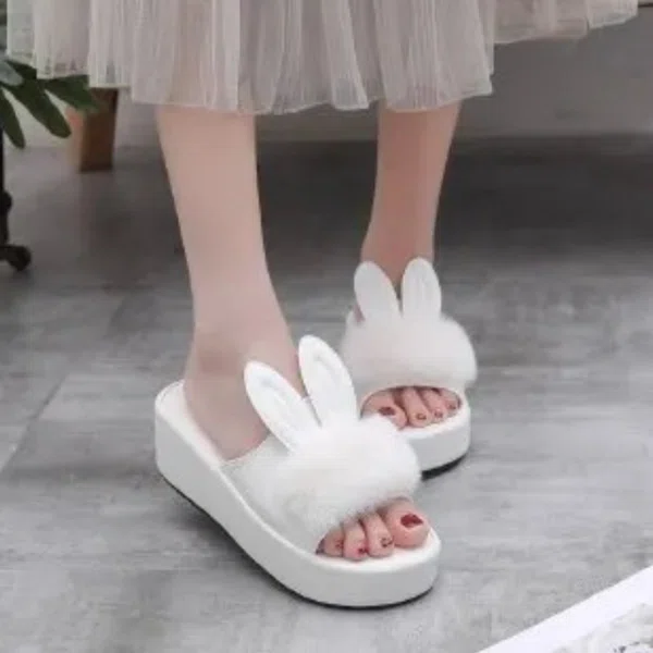 Women's Faux Fur Platform Slippers - White