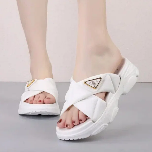 Women's Sponge Sole Platform Slippers - White