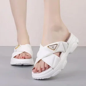 Women's Sponge Sole Platform Slippers - White