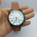 Men's Round Dial Leather Strap Quartz Watch with Date image 12