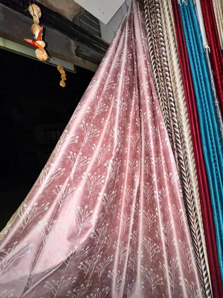 parda (curtain)