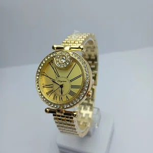Golden colour Fashionable  Round Dial Stainless Steel Waterproof Watch For Women