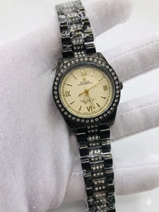 Women\'s Luxury White Dial Black Strap Water Resistant Fashion and Casual Watches