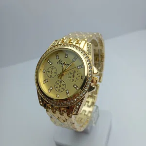 Gold  Colour Big Size Fashionable  Round Dial Stainless Steel Waterproof Watch For Women
