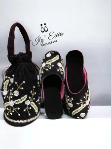Matching Chatti And Thaili