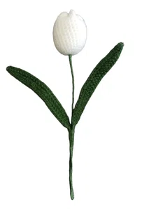 Crochet White Tulip with Fine Leaf -1Pcs