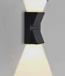 K wall light