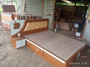 Apple design bed 5/6.5
