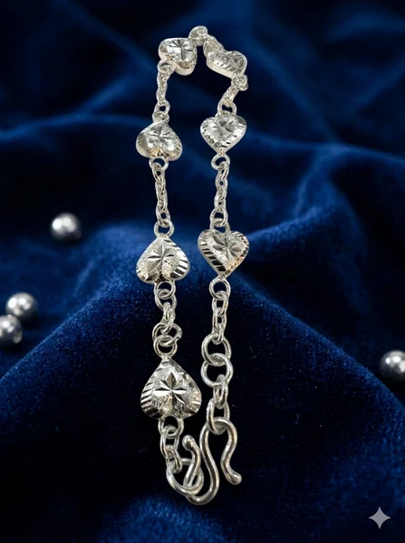 PURE SILVER HEART SHAPE BRACELET FOR WOMEN