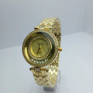Fashionable  Round Dial Stainless Steel Waterproof Watch For Women