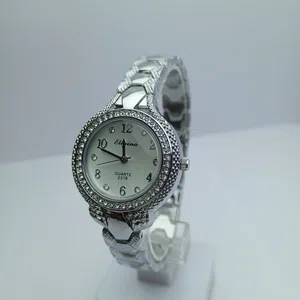 Fashionable  Round Dial Stainless Steel Waterproof Watch For Women Silver Colour