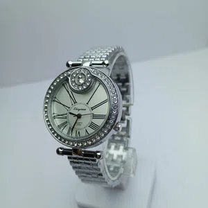 Silve Colour Fashionable  Round Dial Stainless Steel Waterproof Watch For Women