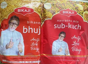 Combo Bikaji Bhujia 360 gm and Sub Kuch 360 Gm packet