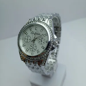 Big Size Fashionable  Round Dial Stainless Steel Waterproof Watch For Women